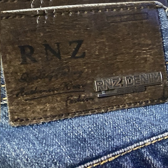 RNZ Premium Jeanswear Mens Size 30/31 Straight Leg LIKE NEW Blue Fade Normcore - Picture 6 of 10
